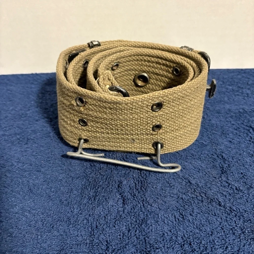 Vtg WWII U.S. M-1936 Canvas Utility Belt Olive Drab OD Green Unmarked Grunge